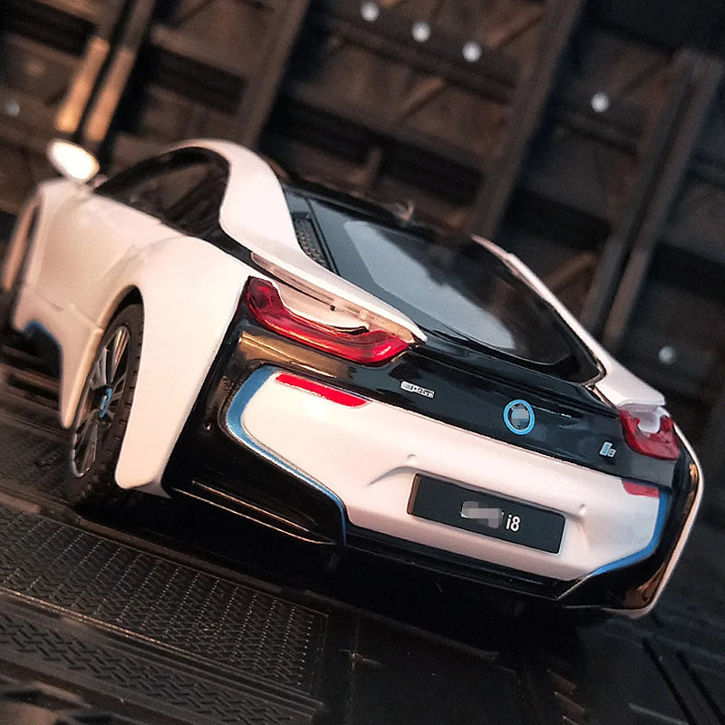 Free delivery 1:24 BMW I8 Supercar alloy car model Diecasts & Toy Vehicles Collect gifts Non-remote control type transport toy