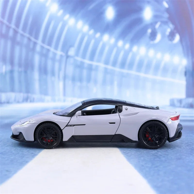 1:24 Maserati MC20 sports car High Simulation Diecast Car Metal Alloy Model Car Children's toys collection gifts A577