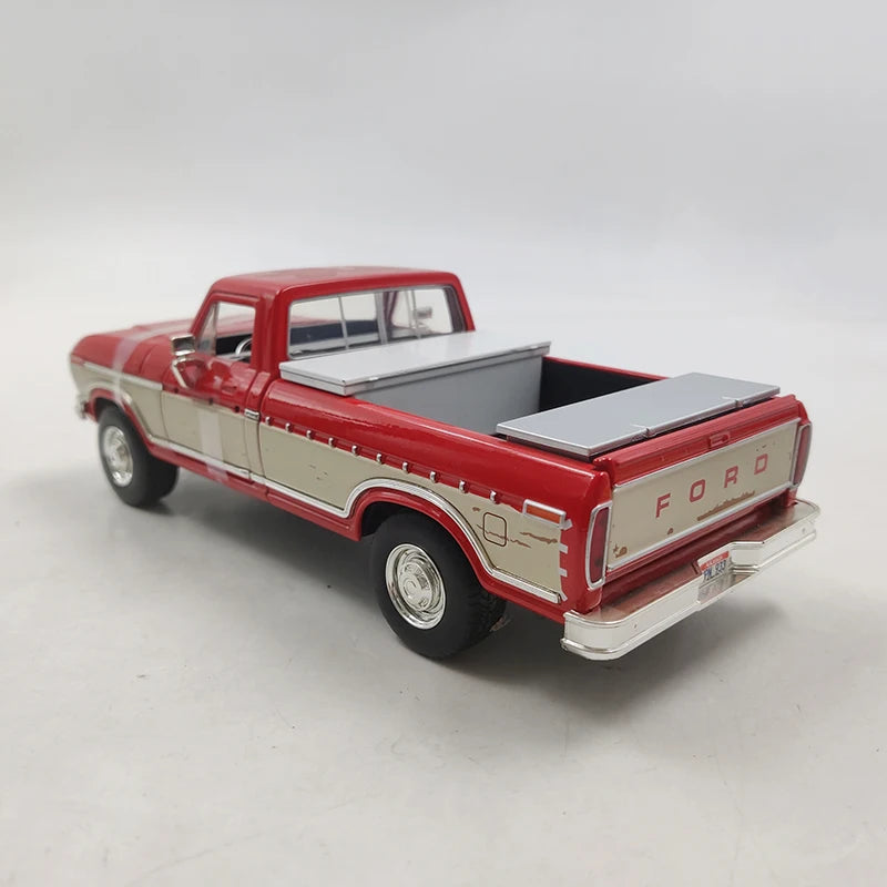 JADA 1:24 Scale Ford 1979 F-150 Pickup Alloy Car Model Diecast Metal Vehicle Toy Adult Fans Collectible Souvenir Gifts
