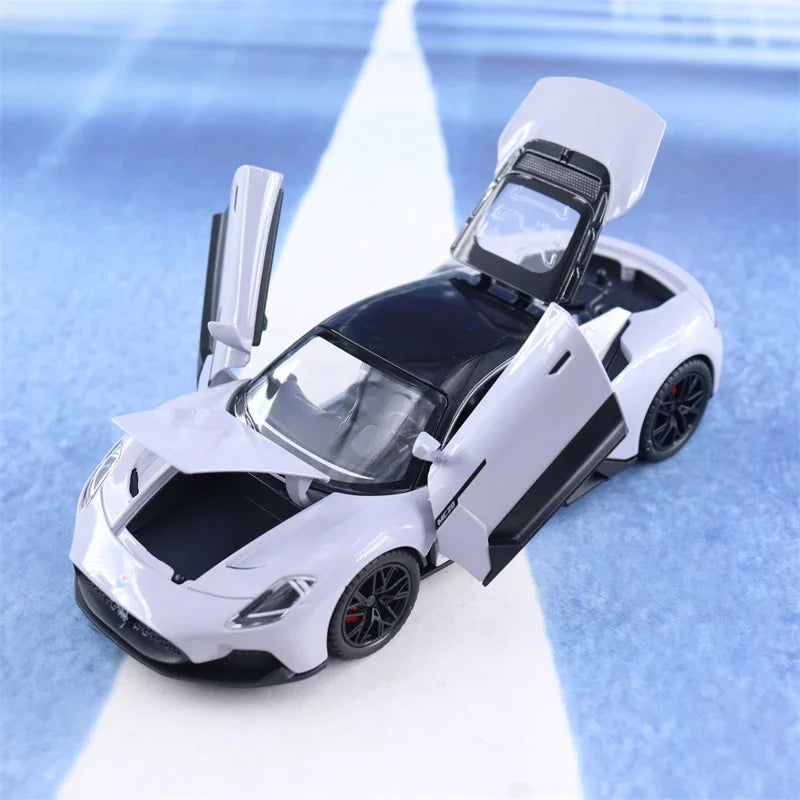 1:24 Maserati MC20 sports car High Simulation Diecast Car Metal Alloy Model Car Children's toys collection gifts A577
