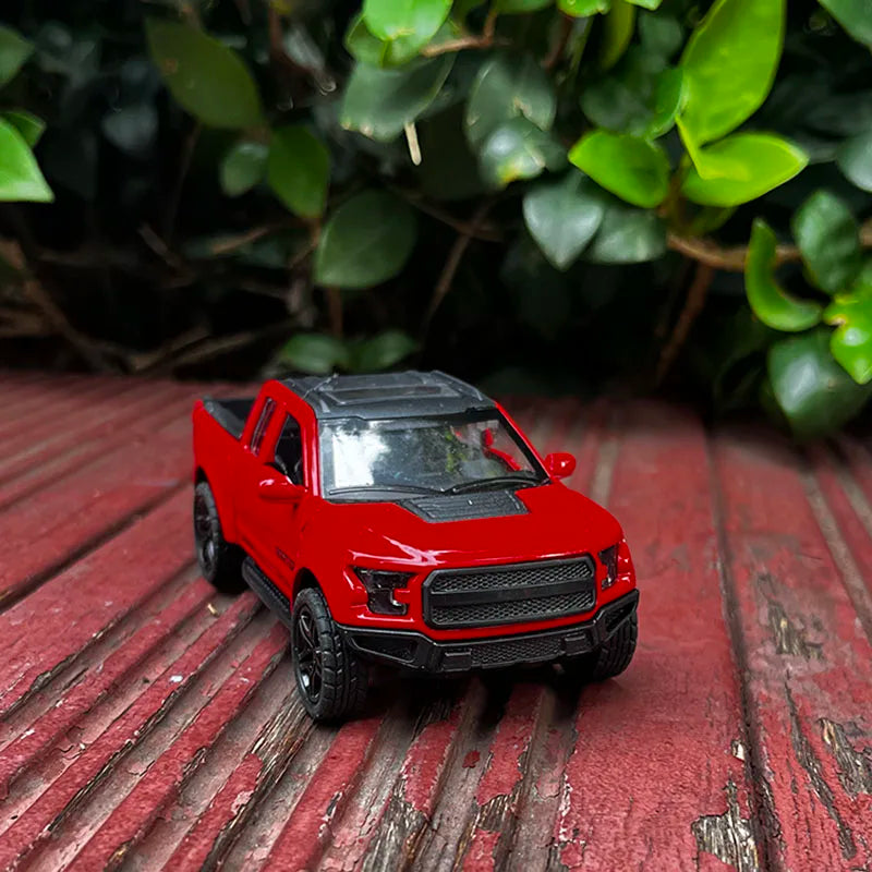 Scale 1/36 Off-Road Vehicle Pickup Metal Diecast Alloy Toy Car Model pull back Trucks For Boys Children Kids Hobbies Collection