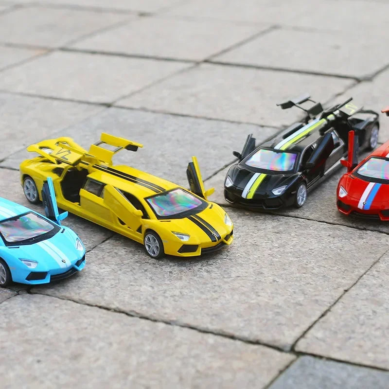 1:32 Lamborghini Extended Version sports car Simulation Diecast Car Metal Alloy Model Car Children's toys collection gifts F85