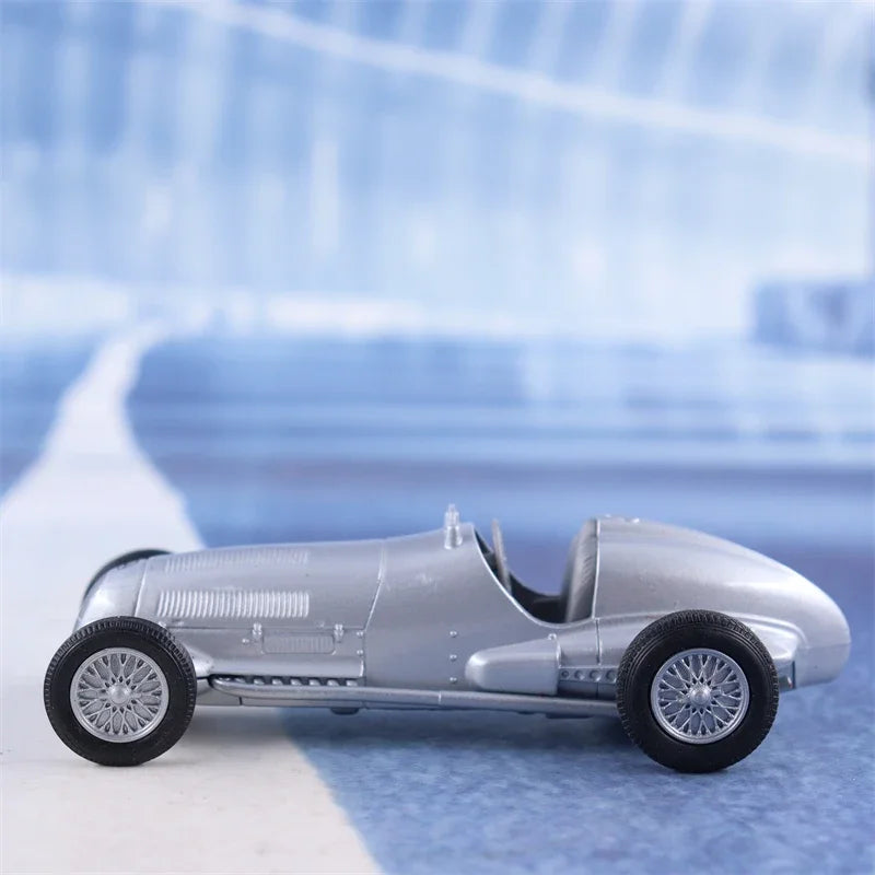 WELLY 1:36 1937 Mercedes-Benz W125 High Simulation Diecast Car Metal Alloy Model Car Children's toys collection gifts B788