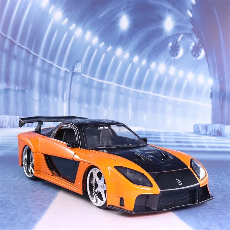 1:24 Fast And Furious HAN’s Mazda RX-7 High Simulation Diecast Car Metal Alloy Model Car Children's toys collection gifts J213