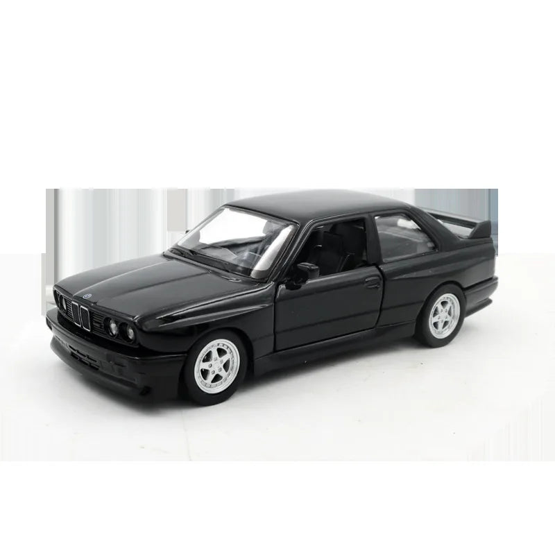 1:36 1987 BMW M3 High Simulation Diecast Car Metal Alloy Model Car kids toys collection gifts A622
