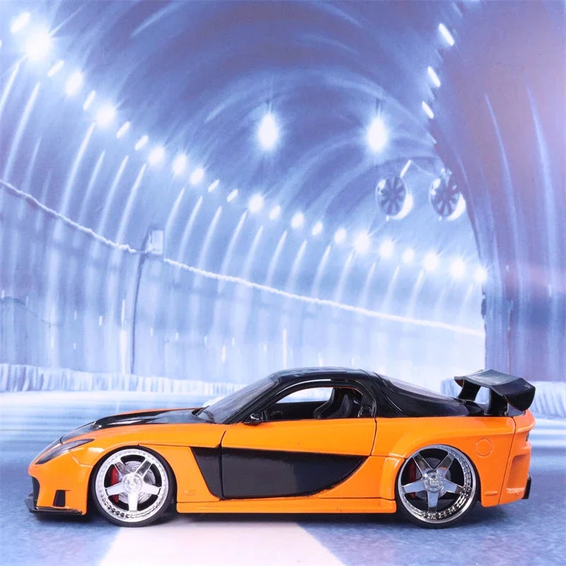 1:24 Fast And Furious HAN’s Mazda RX-7 High Simulation Diecast Car Metal Alloy Model Car Children's toys collection gifts J213
