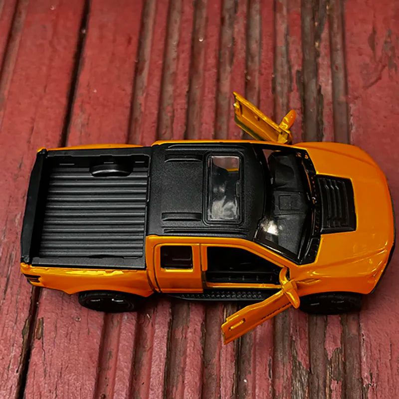 Scale 1/36 Off-Road Vehicle Pickup Metal Diecast Alloy Toy Car Model pull back Trucks For Boys Children Kids Hobbies Collection
