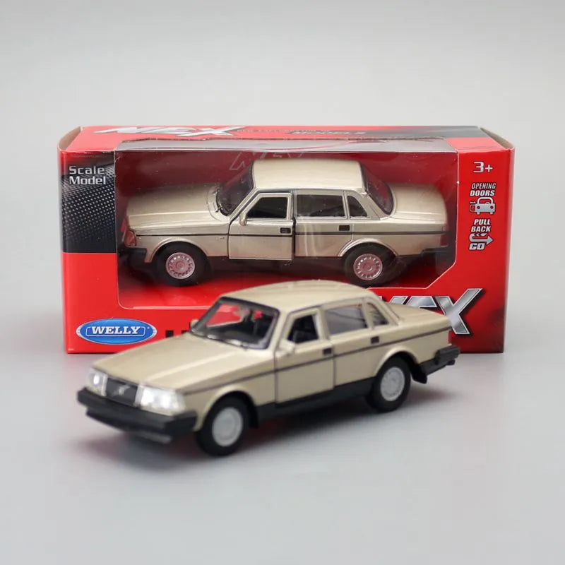 WELLY Toy Diecast Vehicle Model 1:36 Scale Volvo 240GL Classical SUV Pull Back Car Educational Collection Gift For Children
