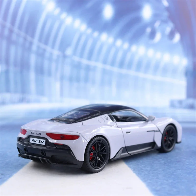 1:24 Maserati MC20 sports car High Simulation Diecast Car Metal Alloy Model Car Children's toys collection gifts A577