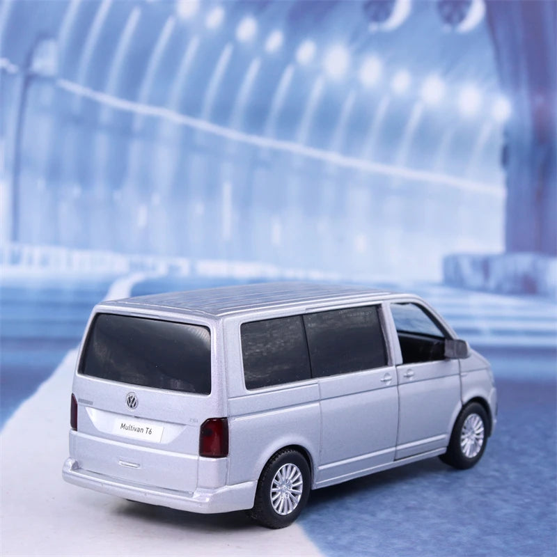 1:36 Volkswagen Multivan T6 MPV Alloy Car Model Children Toy Car Die-Casting Metal Toy Car Simulation Collection Gift F427